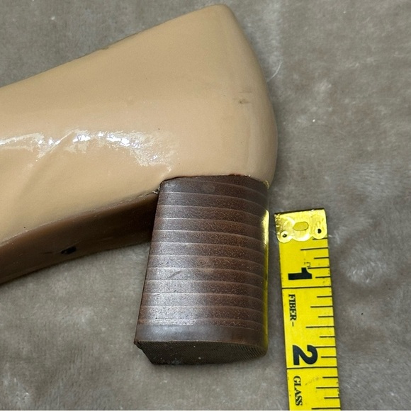 Tory Burch Leather Patent Block Heel Pump Gold Accent Neutral Size 7 - Picture 13 of 13